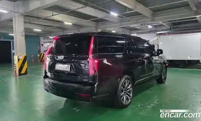 Cadillac Escalade 2023 6.2 гидро в Москве № 256388, миниатюра 2