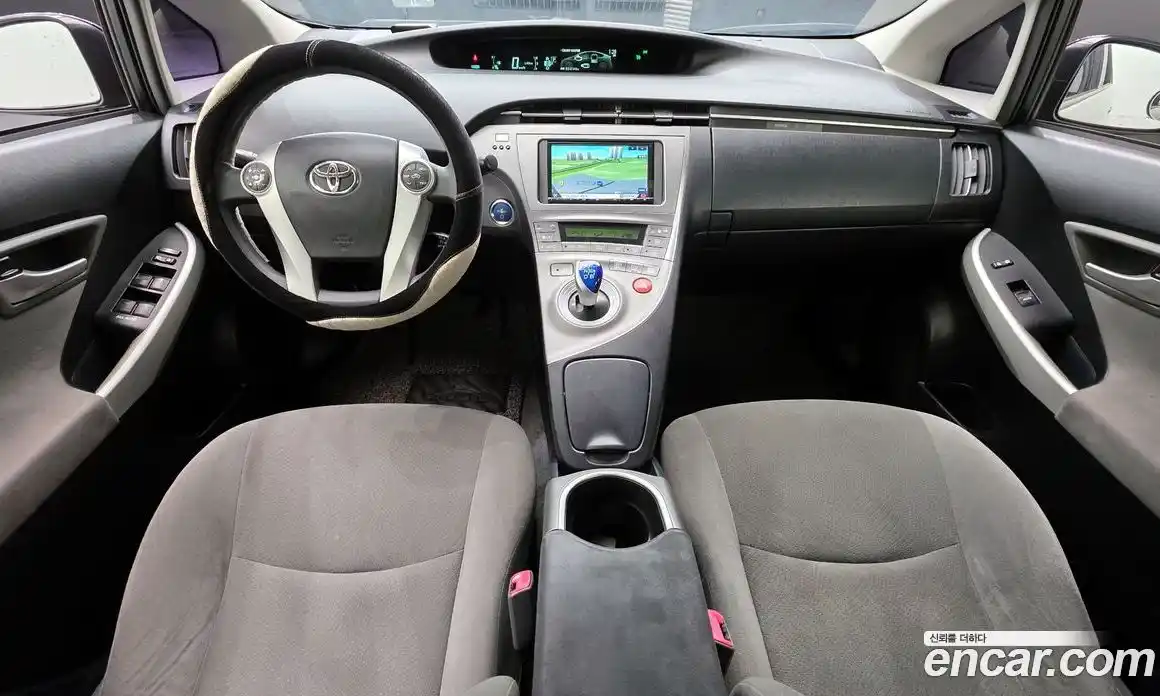 Toyota Prius 2012 1.8 гидро в Москве № 261953, фото 7