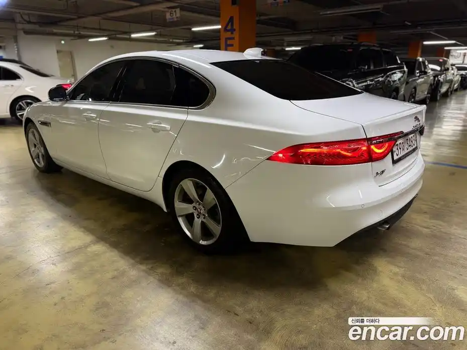 Jaguar XF 2018 2.0 гидро в Москве № 268130, фото 4