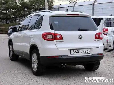 Volkswagen Tiguan 2008 2.0 гидро в Москве № 272623, миниатюра 3