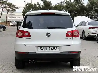 Volkswagen Tiguan 2008 2.0 гидро в Москве № 272623, миниатюра 4