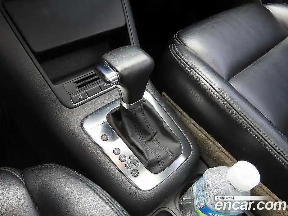 Volkswagen Tiguan 2008 2.0 гидро в Москве № 272623, фото 10