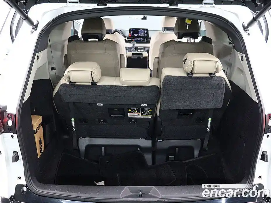 Toyota Sienna 2022 2.5 гидро в Москве № 279752, фото 17