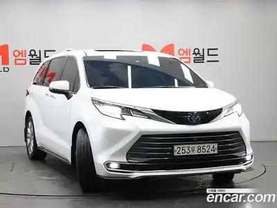 Toyota Sienna 2022 2.5 гидро в Москве № 279752, миниатюра 2