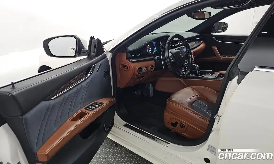 Maserati Quattroporte 2019 3.0 гидро в Москве № 282748, фото 10