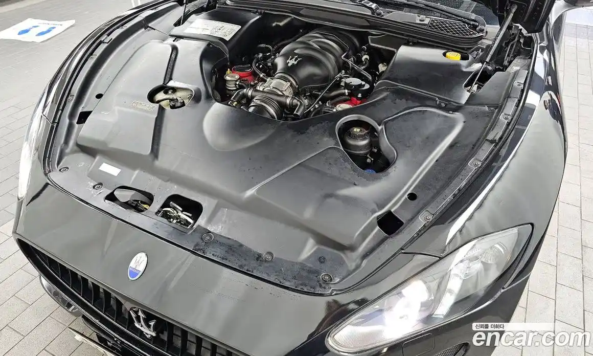 Maserati GranTurismo 2013 4.7 гидро в Москве № 283054, фото 6