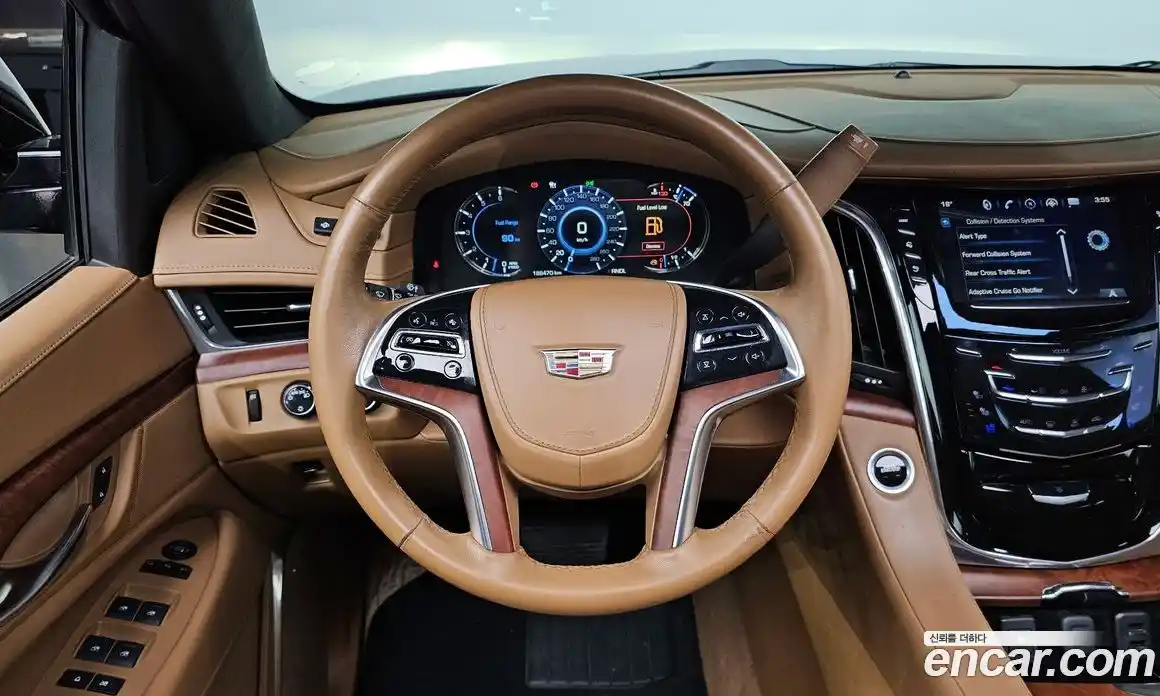 Cadillac Escalade 2017 6.2 гидро в Москве № 285595, фото 13