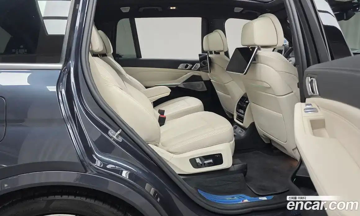 BMW X7 2022 3.0 гидро в Москве № 330973, фото 12
