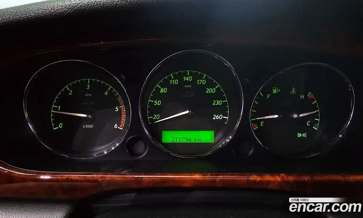 Jaguar XJ 2007 2.7 гидро в Москве № 331544, фото 8