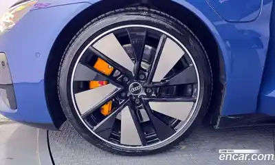 Audi e-tron GT 2022 0.1 гидро в Москве, миниатюра 5