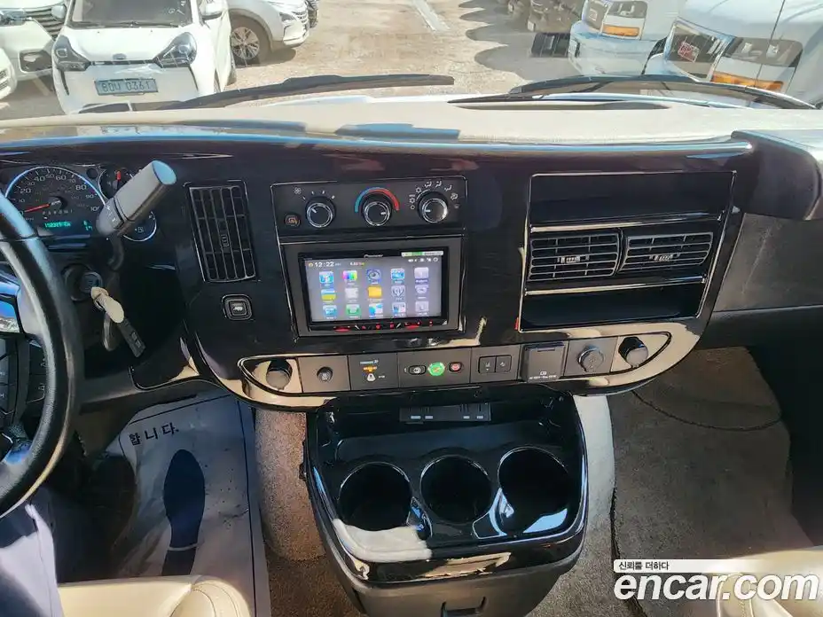 GMC Savana 2020 6.0 гидро в Москве № 365830, фото 15