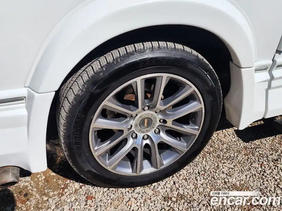 GMC Savana 2020 6.0 гидро в Москве № 365830, фото 5