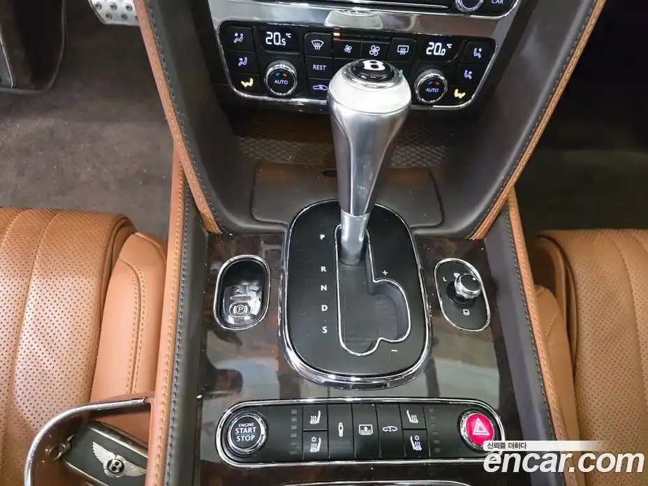 Bentley Flying Spur 2018 4.0 гидро в Москве № 387177, фото 11