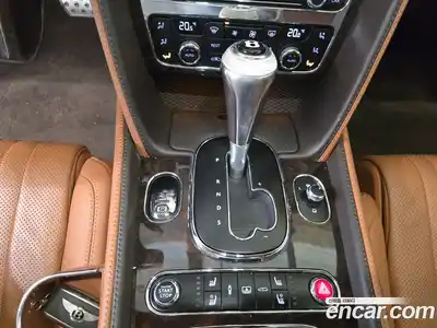 Bentley Flying Spur 2018 4.0 гидро в Москве № 387177, миниатюра 11