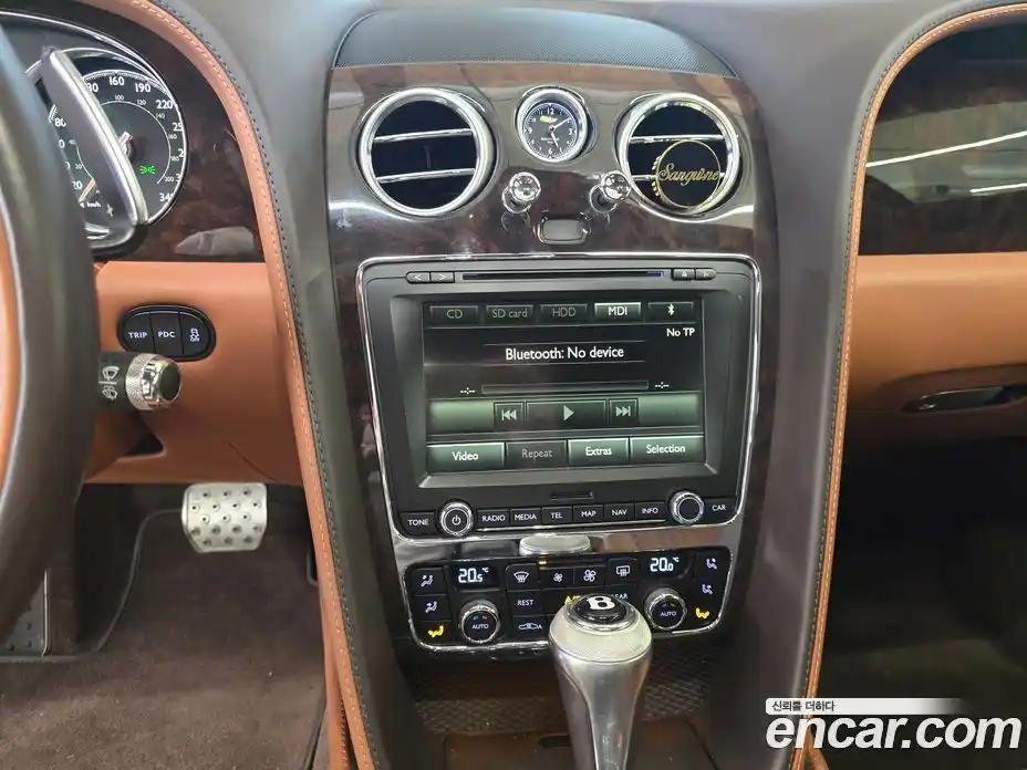 Bentley Flying Spur 2018 4.0 гидро в Москве № 387177, фото 12