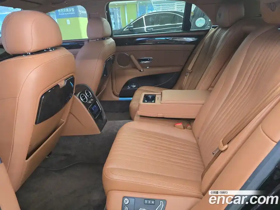 Bentley Flying Spur 2018 4.0 гидро в Москве № 387177, фото 5