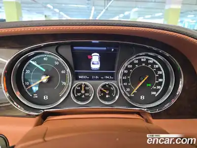 Bentley Flying Spur 2018 4.0 гидро в Москве № 387177, миниатюра 7