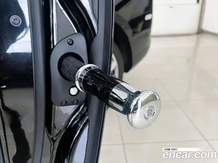 Rolls-Royce Cullinan 2023 6.7 гидро в Москве № 406906, фото 18