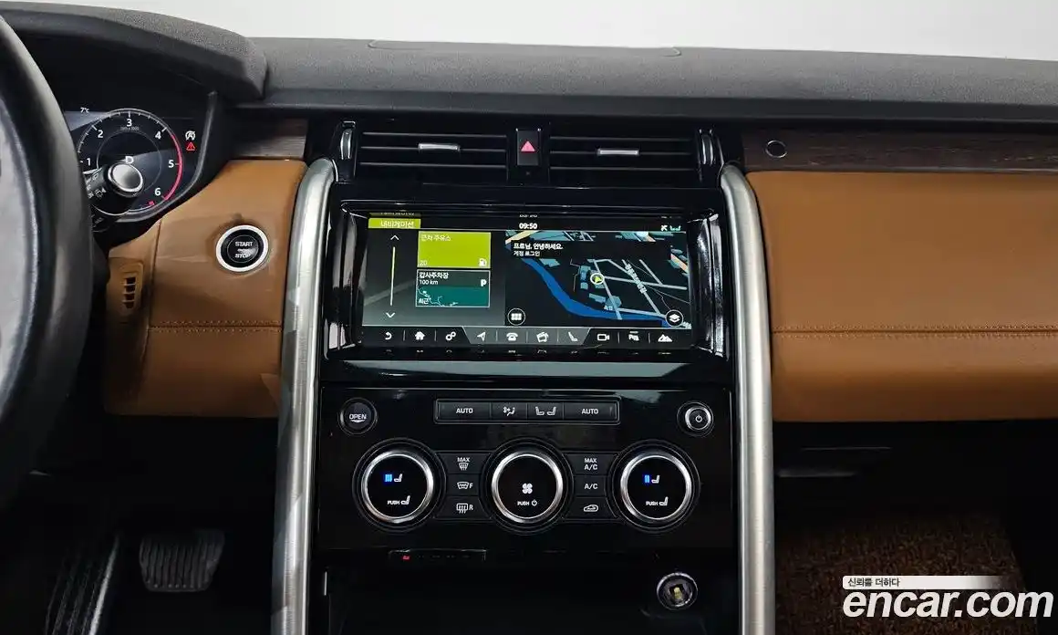 Land Rover Discovery 2018 3.0 гидро в Москве № 471514, фото 14