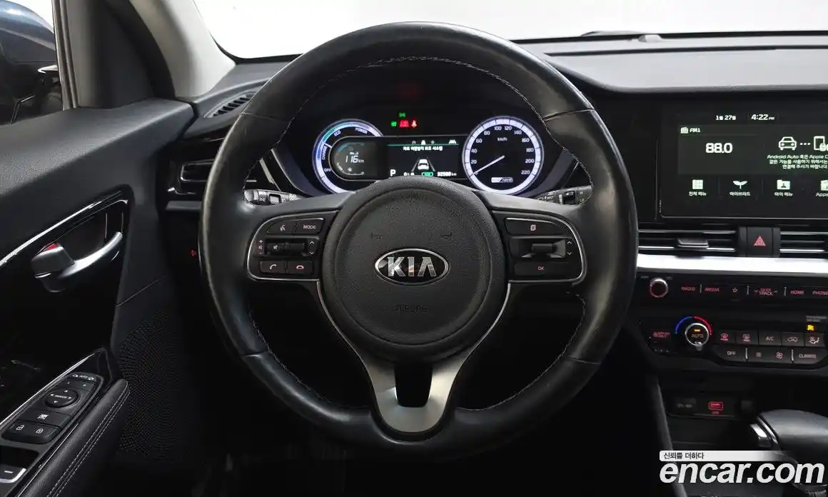 Kia Niro 2020 1.6 гидро в Москве № 48394, фото 13