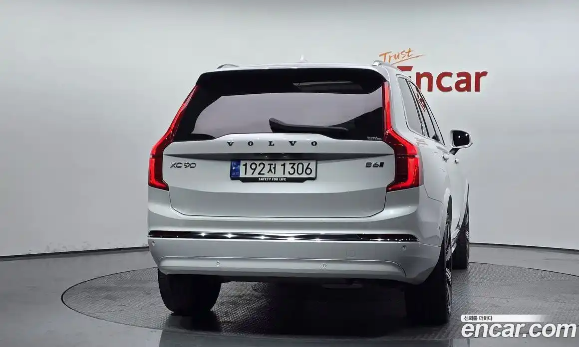 Volvo XC90 2023 2.0 гидро в Москве № 497590, фото 4