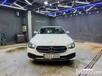 Mercedes-Benz E-Class, 2022