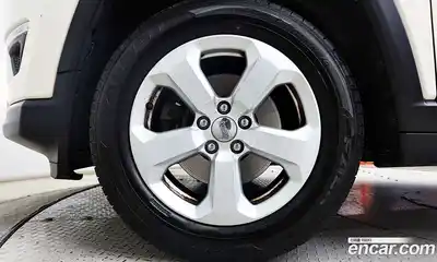 Jeep Compass 2019 2.4 гидро в Москве № 584491, миниатюра 6