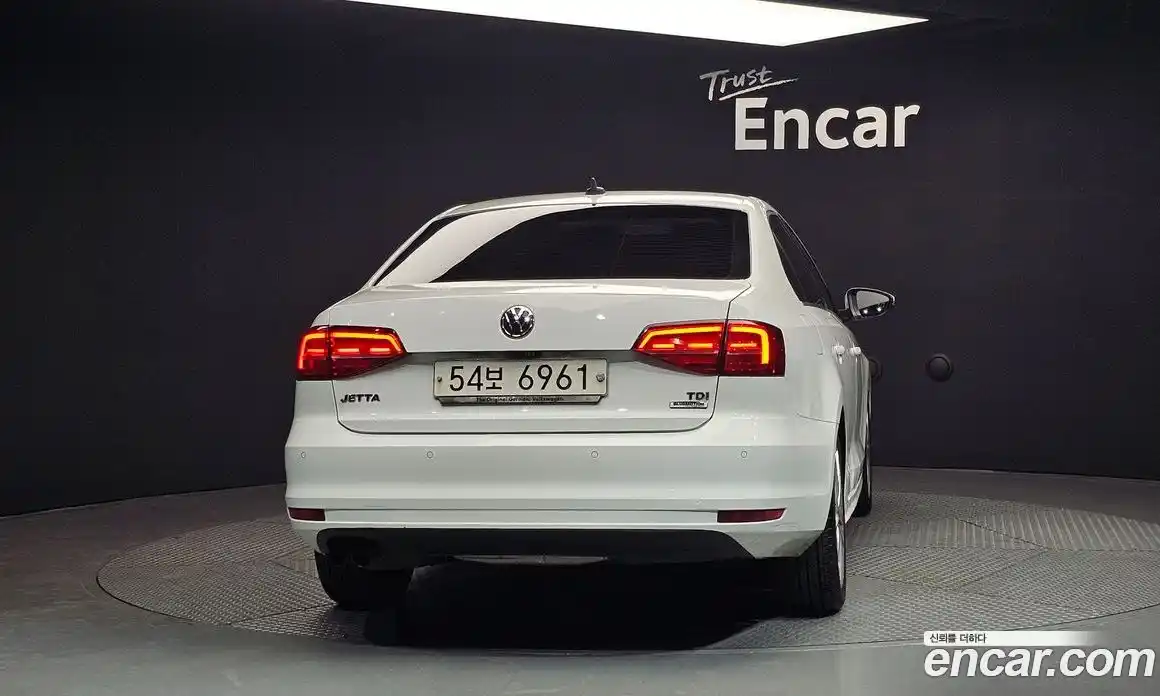 Volkswagen Jetta 2015 2.0 гидро в Москве № 750108, фото 4