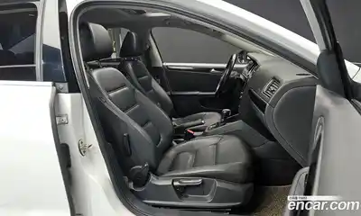 Volkswagen Jetta 2015 2.0 гидро в Москве № 750108, миниатюра 10
