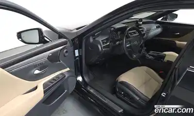 Lexus ES 2019 2.5 гидро в Москве № 766922, миниатюра 9