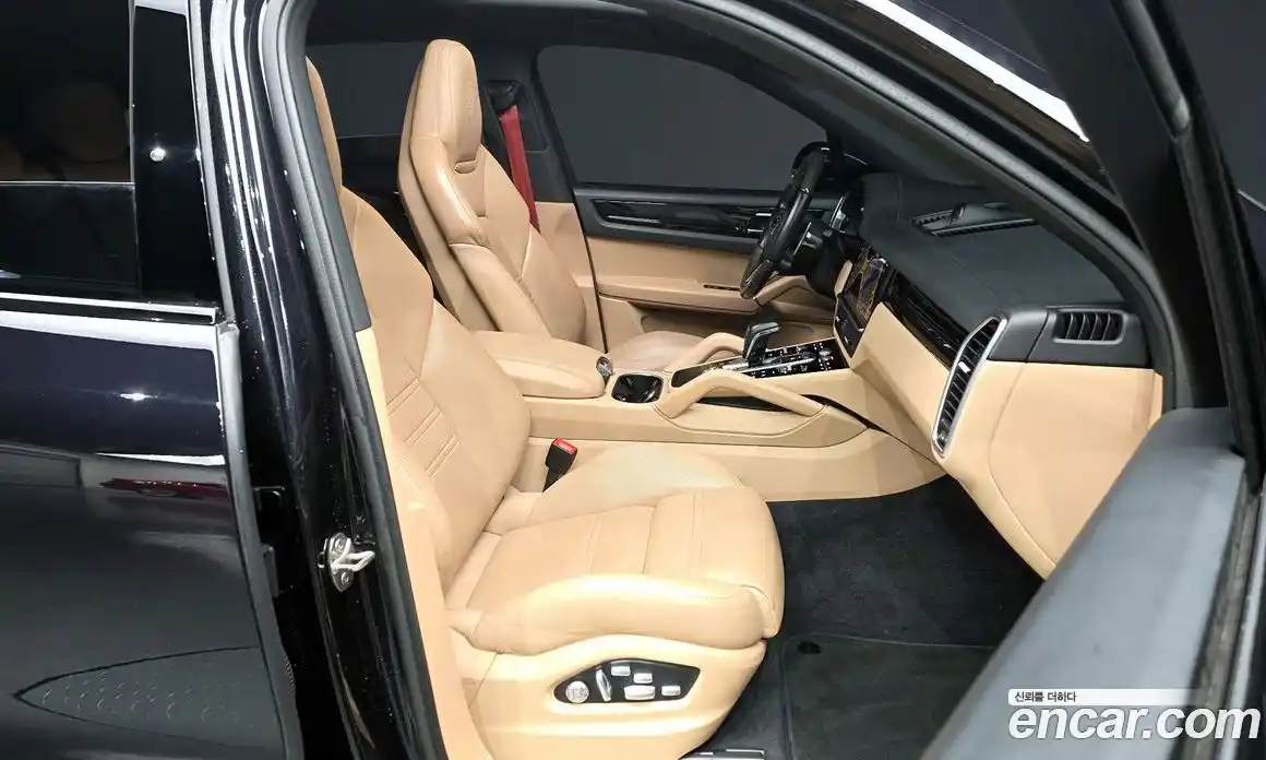 Porsche Cayenne 2021 3.0 гидро в Москве № 802089, фото 11
