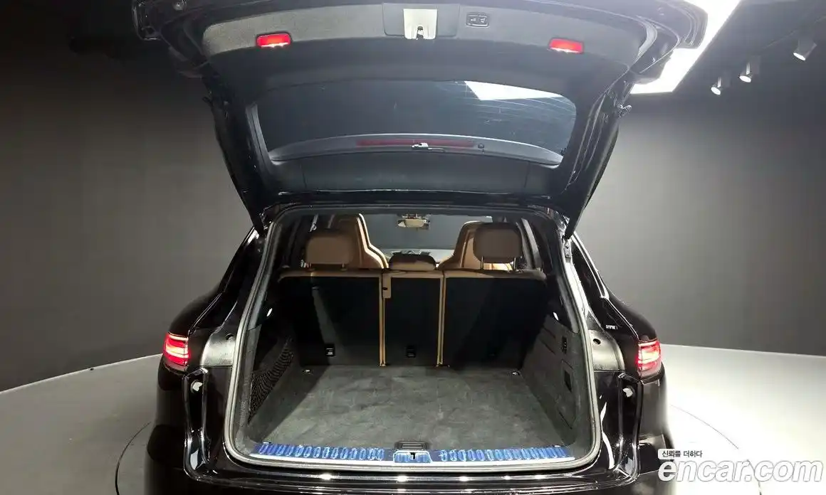 Porsche Cayenne 2021 3.0 гидро в Москве № 802089, фото 20