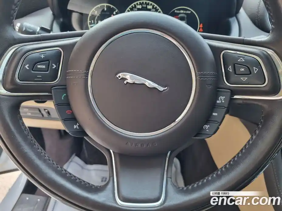 Jaguar XJ 2016 3.0 гидро в Москве № 803441, фото 19