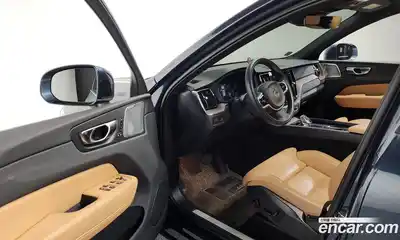Volvo XC60 2021 2.0 гидро в Москве № 824000, миниатюра 10