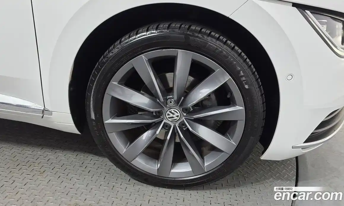 Volkswagen Arteon 2020 2.0 гидро в Москве № 826213, фото 5