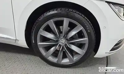 Volkswagen Arteon 2020 2.0 гидро в Москве № 826213, миниатюра 5