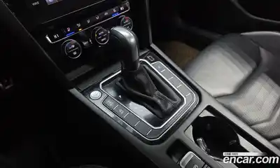 Volkswagen Arteon 2020 2.0 гидро в Москве № 826213, миниатюра 9