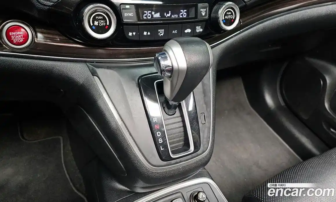 Honda CR-V 2016 2.4 гидро в Москве № 826781, фото 9