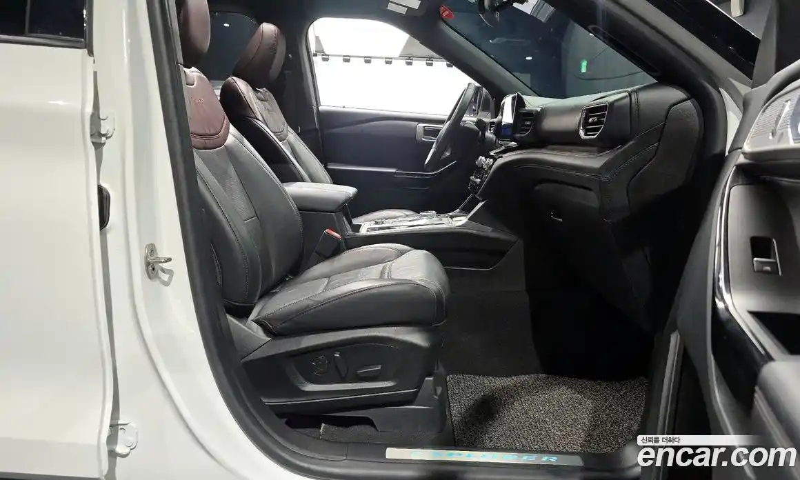 Ford Explorer 2022 3.0 гидро в Москве № 826892, фото 11