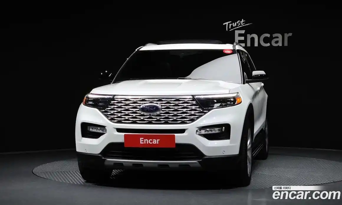 Ford Explorer 2022 3.0 гидро в Москве № 826892, фото 3