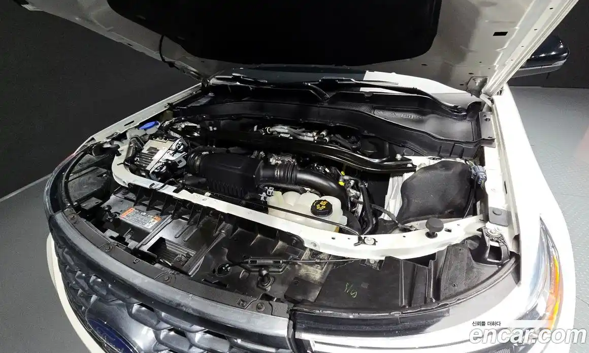 Ford Explorer 2022 3.0 гидро в Москве № 826892, фото 6