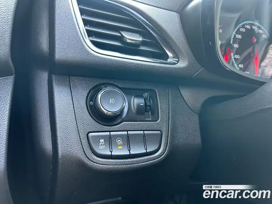 Chevrolet Spark 2015 1.0 Автомат в Москве № 858108, фото 18