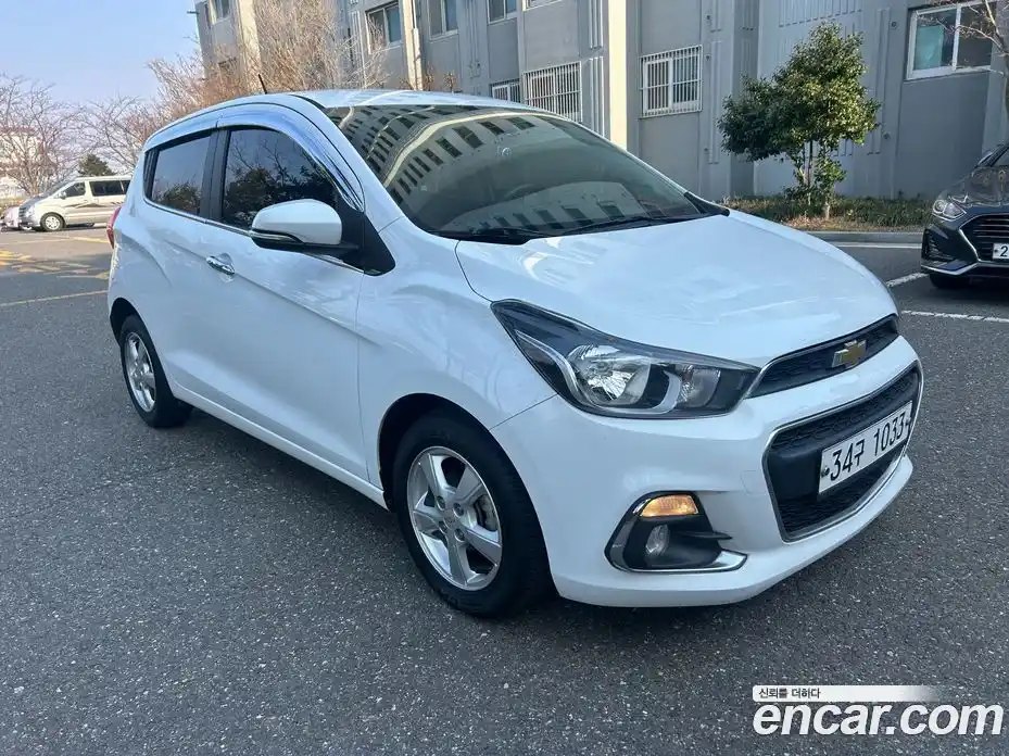 Chevrolet Spark 2015 1.0 Автомат в Москве № 858108, фото 3