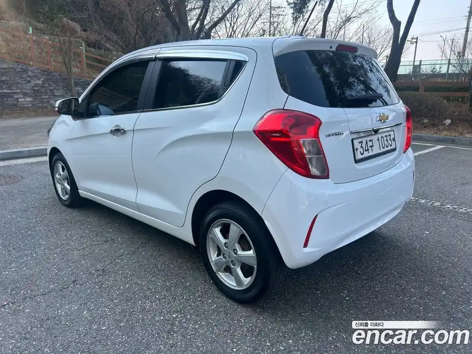 Chevrolet Spark 2015 1.0 Автомат в Москве № 858108, фото 6