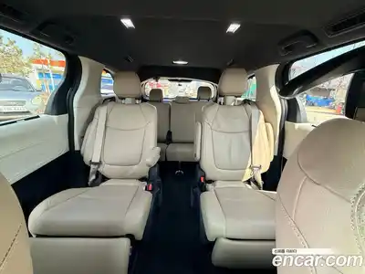 Toyota Sienna 2024 2.5 гидро в Москве № 863039, миниатюра 5