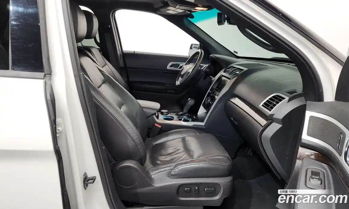 Ford Explorer 2014 3.5 гидро в Москве № 896986, фото 11