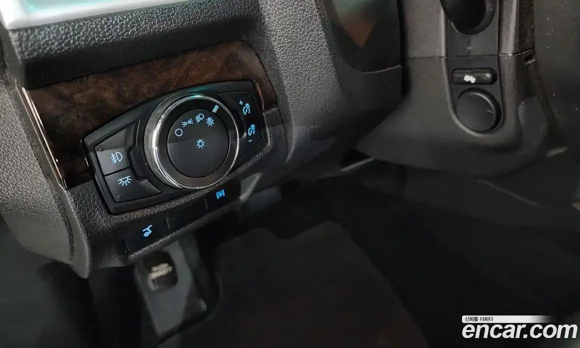 Ford Explorer 2014 3.5 гидро в Москве № 896986, фото 18