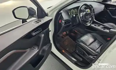 Jaguar F-Pace 2018 2.0 гидро в Москве № 897222, миниатюра 11
