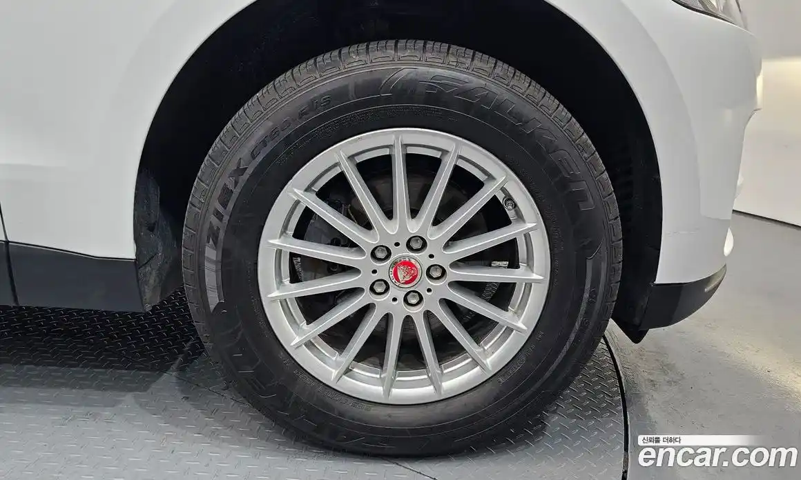 Jaguar F-Pace 2018 2.0 гидро в Москве № 897222, фото 5