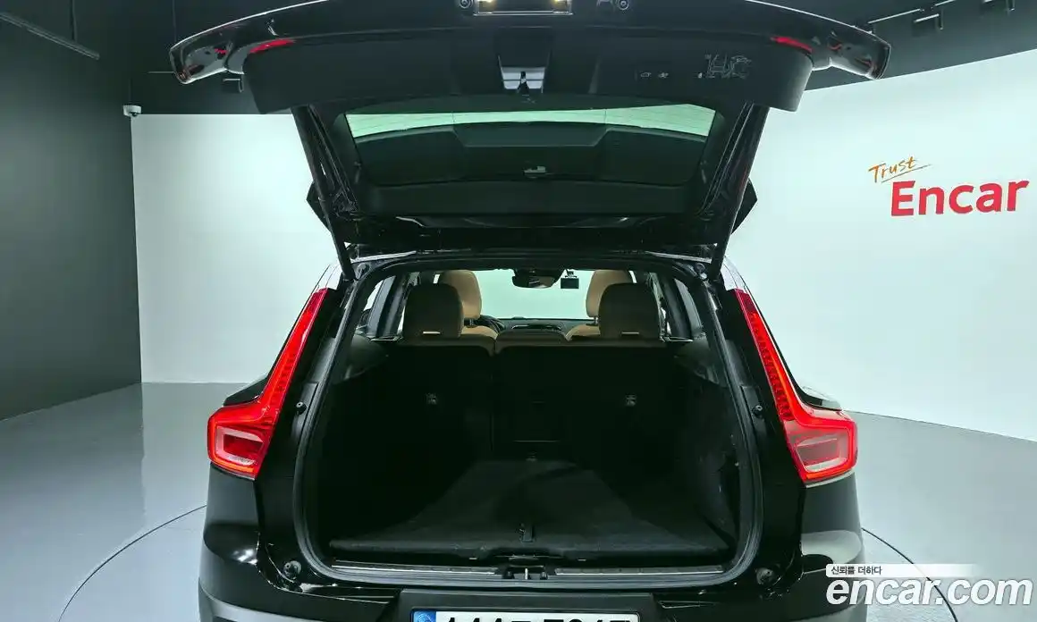Volvo XC40 2021 2.0 гидро в Москве № 972045, фото 20